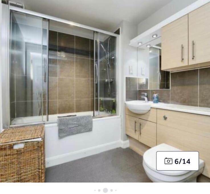 Modern Edinburgh Apartment 2 Bedrooms & Two Bathrooms Εξωτερικό φωτογραφία