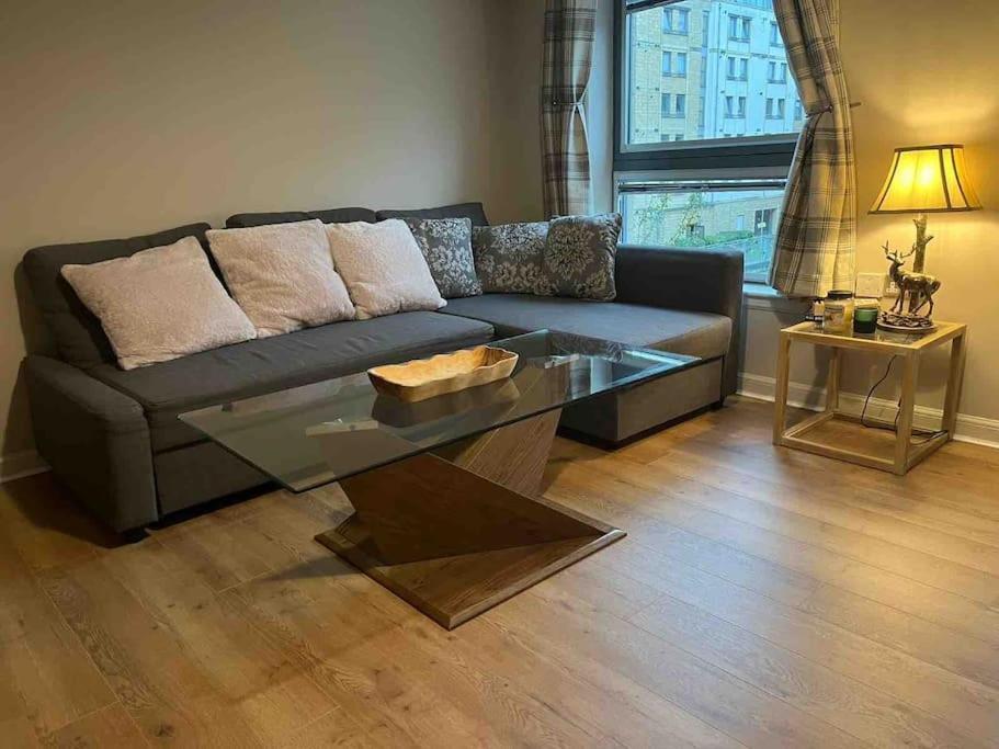 Modern Edinburgh Apartment 2 Bedrooms & Two Bathrooms Εξωτερικό φωτογραφία