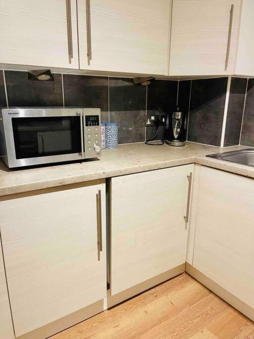 Modern Edinburgh Apartment 2 Bedrooms & Two Bathrooms Εξωτερικό φωτογραφία